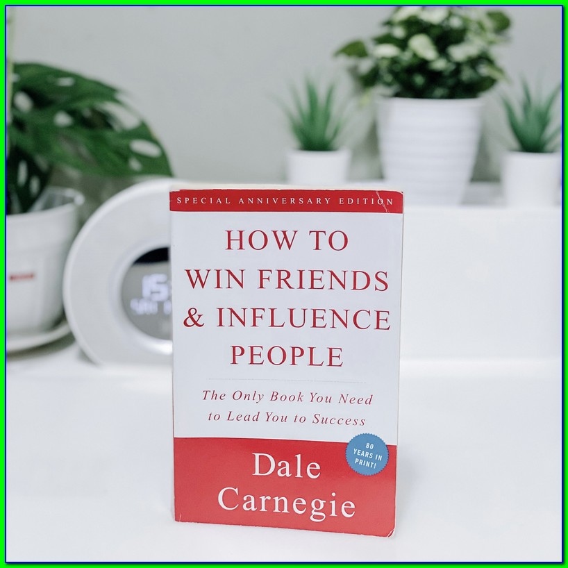 Review Buku How to Win Friends and Influence People karya Dale Carnegie